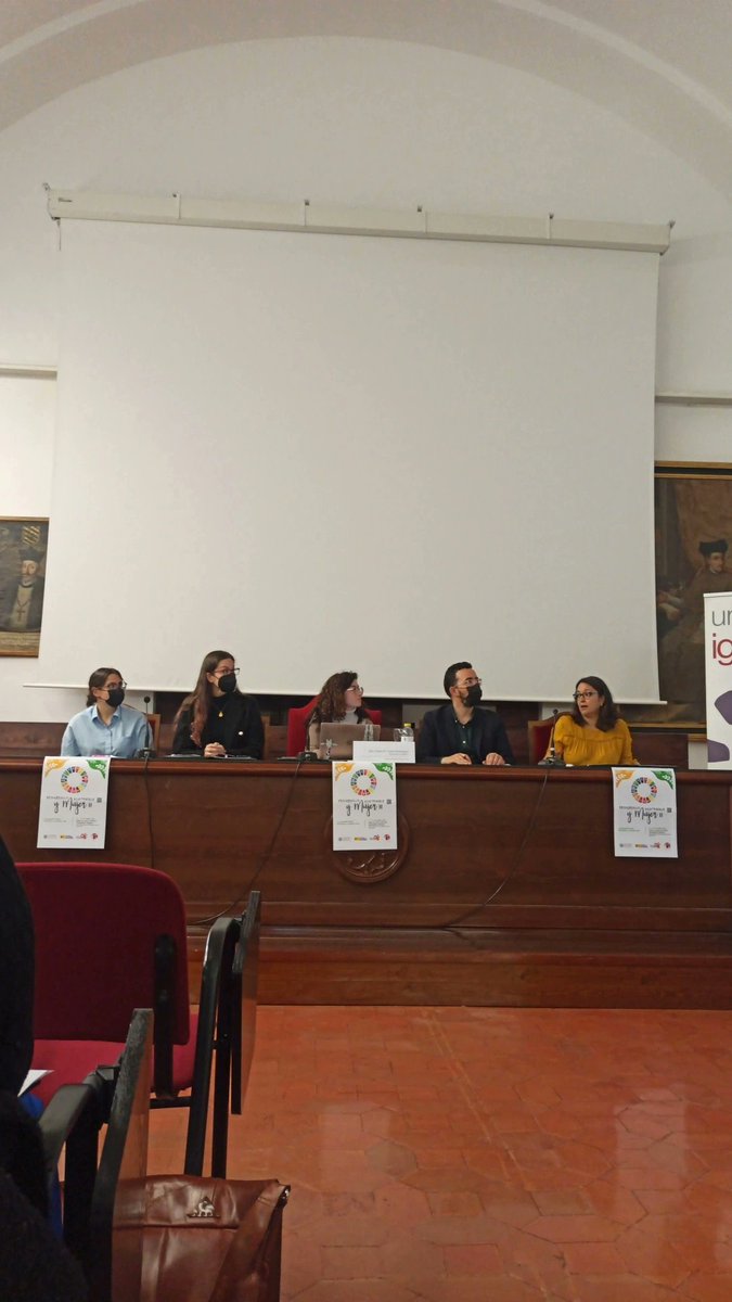 Comenzamos la segunda jornada sobre Desarrollo Sostenible y Mujer🏛️🌳💜.
Panel espacio para investigadores 🔎📖 
<a href="/clinicaJASUsal/">ClínicaJurídica USAL</a> <a href="/usal/">Universidad de Salamanca</a>