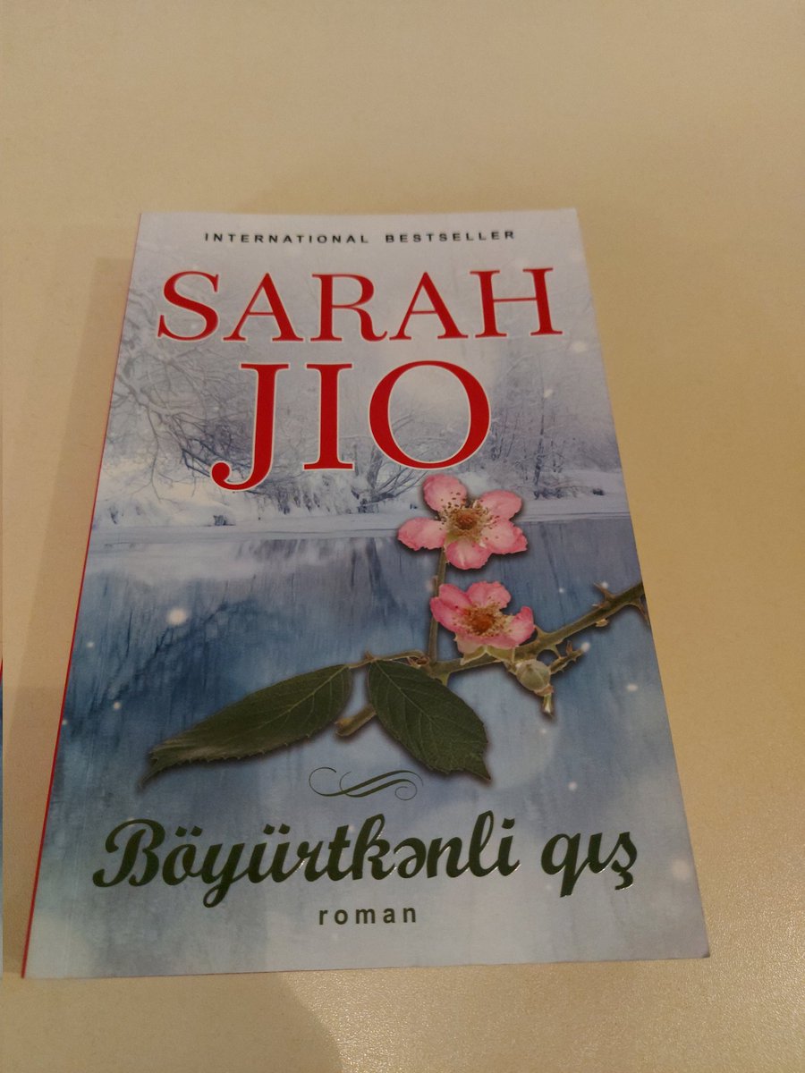 mssfiruza's tweet photo. #ReadWithYoongi 🤍🌸 https://t.co/P5eiqoGF1J