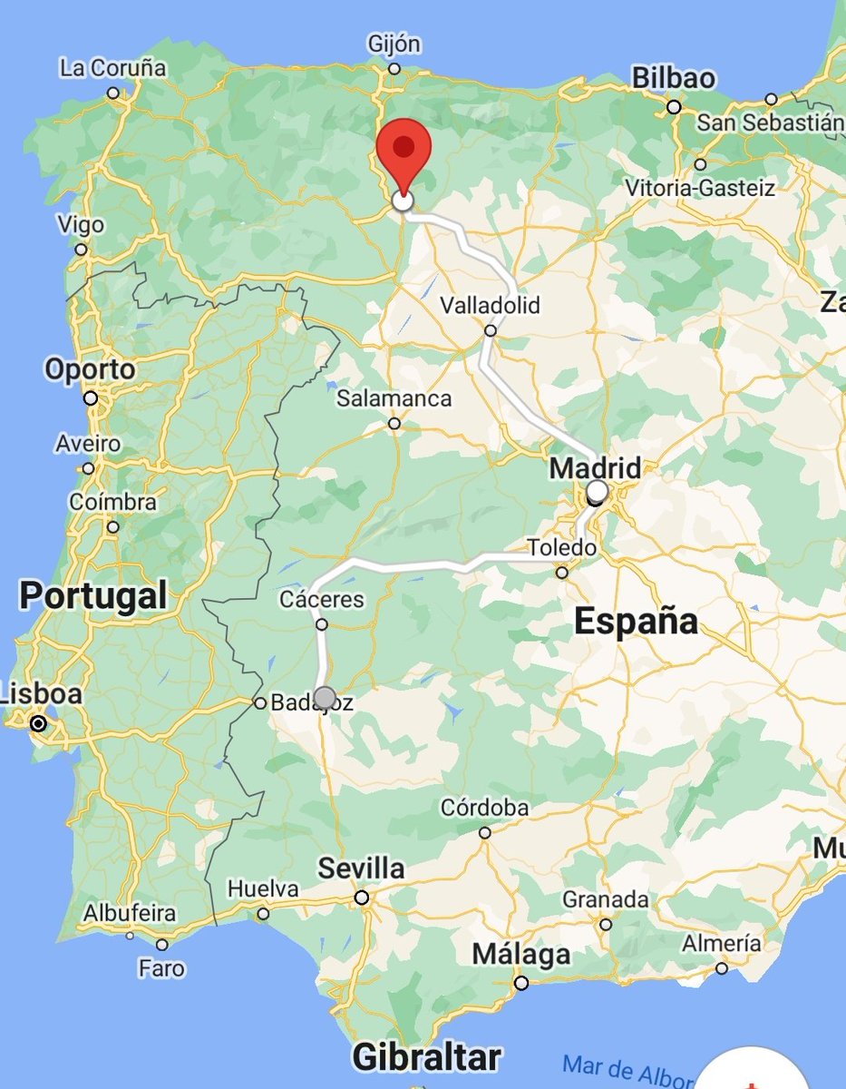 Para ir a literalmente cualquier rincón de España desde Extremadura me obligáis a pasar por Madrid; además de la propia incomunicación del interior de la región.

En Extremadura si no tienes coche estás absolutamente aislado, así que no, no voy a replantearme nada.