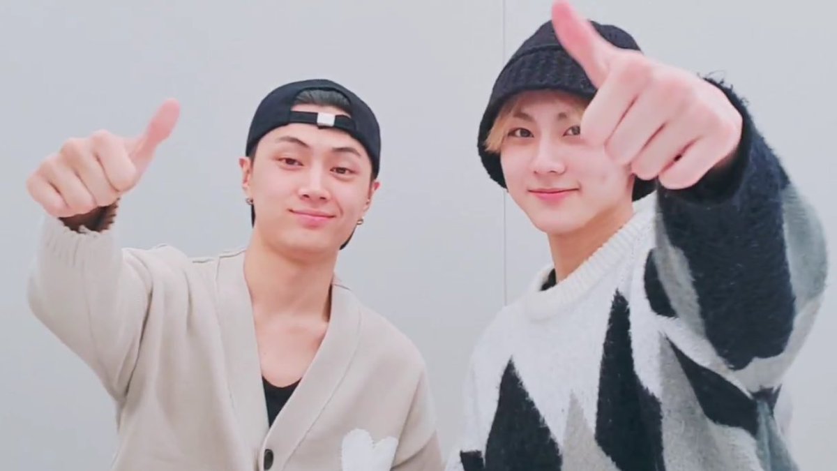 jakewoncartz_'s tweet photo. 으으아아아아아크 giveaway dahil finally, meowz vlive ♡

₱143.00 gcash! ฅ^•ﻌ•^ฅ

— rt and like this twt! 
— reply with the sweetest jaywon pic/s,
     with hashtags #jaywonlayag! 😅
— ends tomorrow, after Mama Leni’s birthday rally! 🥰 https://t.co/OtZFcKRHx0