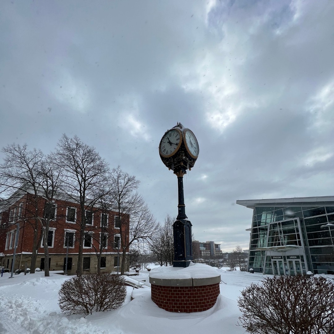 uakron's tweet image. Happy Earth Day, Zips! 🌎 No matter the season, our planet is what makes UA beautiful. 🌸

🌱 How are you celebrating #EarthDay2022? Reply below and send us your photos of mother nature at work around UA for a chance to be featured!