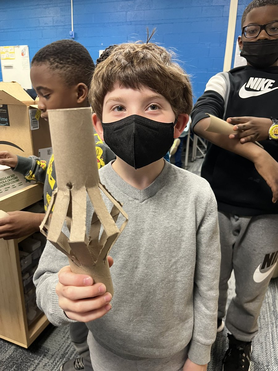 klein_staci's tweet photo. Our Earth Week up cycling projects were not only fun but helpful to our beautiful planet! Happy Earth 2022…let’s make every day Earth Day!!! @western161 @Flossmoor161 @D161Supe #d161learns https://t.co/3LJVvEYF0X