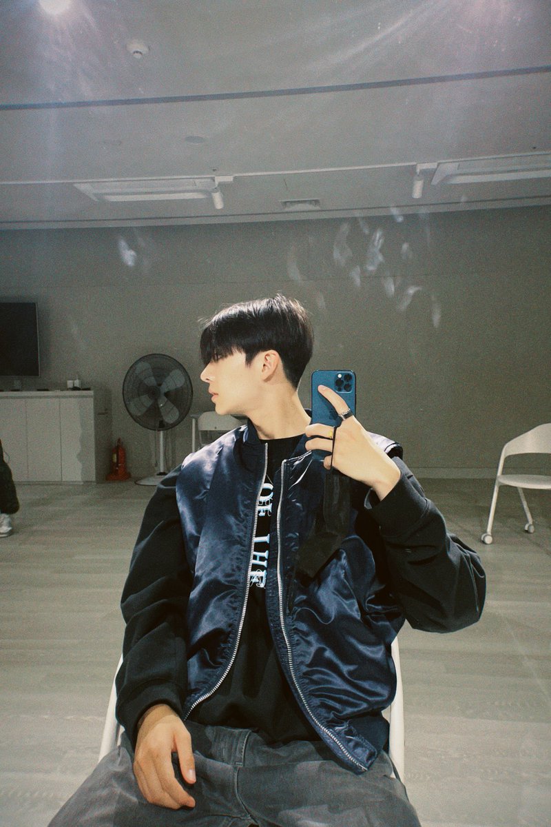 junilcips's tweet photo. Setahun with my ayang🥹🫶🏻
Cepet debut sayang💗💗

BLOOM WITH SANGWON

#OneYearWithSangwon
#LoveForSangwon
#상원이_꽃을_피워요
#TraineeA @trainee_a https://t.co/PHRVcFgGES