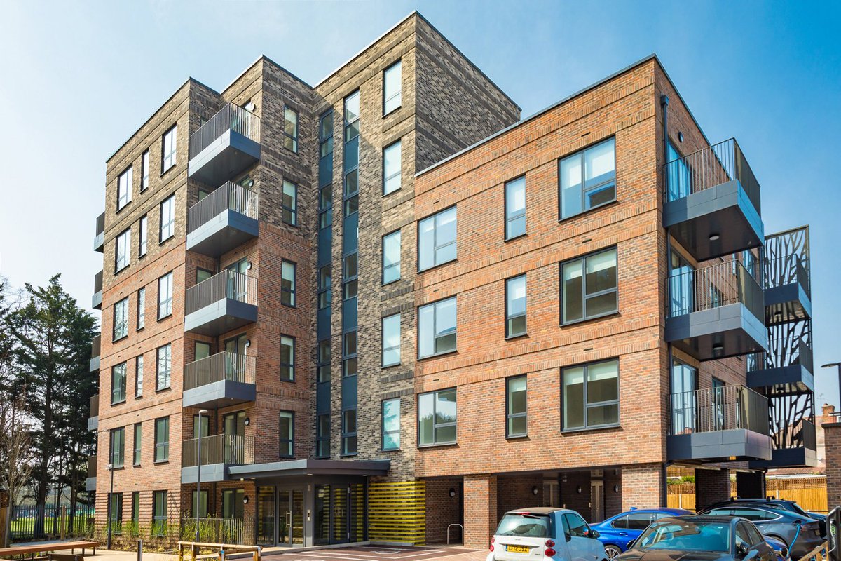 HigginsPartner's tweet photo. #developmentoftheweek Bath Road, #Hounslow
In partnership with @A2dominion we have delivered 93 #sharedownership and 83 affordable rented #apartments across three blocks. Residents can enjoy the attractive landscaped gardens, play areas and roof terraces created.
#development https://t.co/vQXHGixJ7K