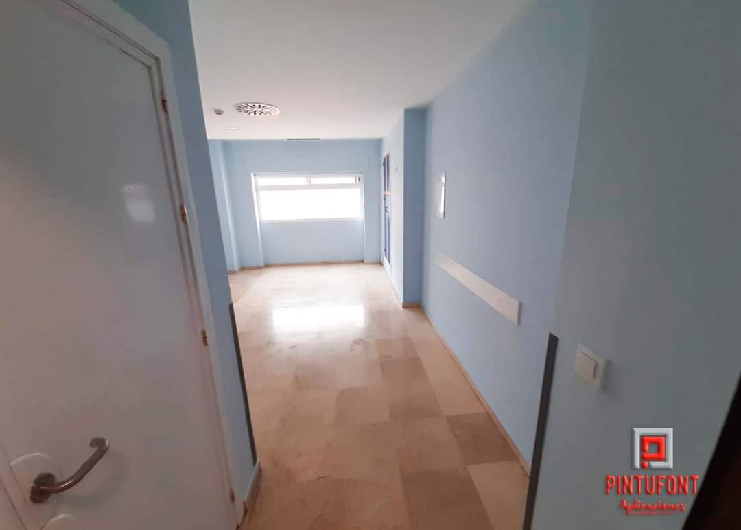 Pintufont1's tweet photo. Hoy presentamos nuestro #trabajoterminado en la zona de salud mental del HVM de #Sevilla, ya os adelantábamos fotos del #proceso, esperamos que el #resultado sea de vuestro agrado. Hemos realizado:#ColocacióndeRevestimientos de #PoliCarbonato, #Pintado de #Habitaciones, #puertas https://t.co/yCOxb2wAoX