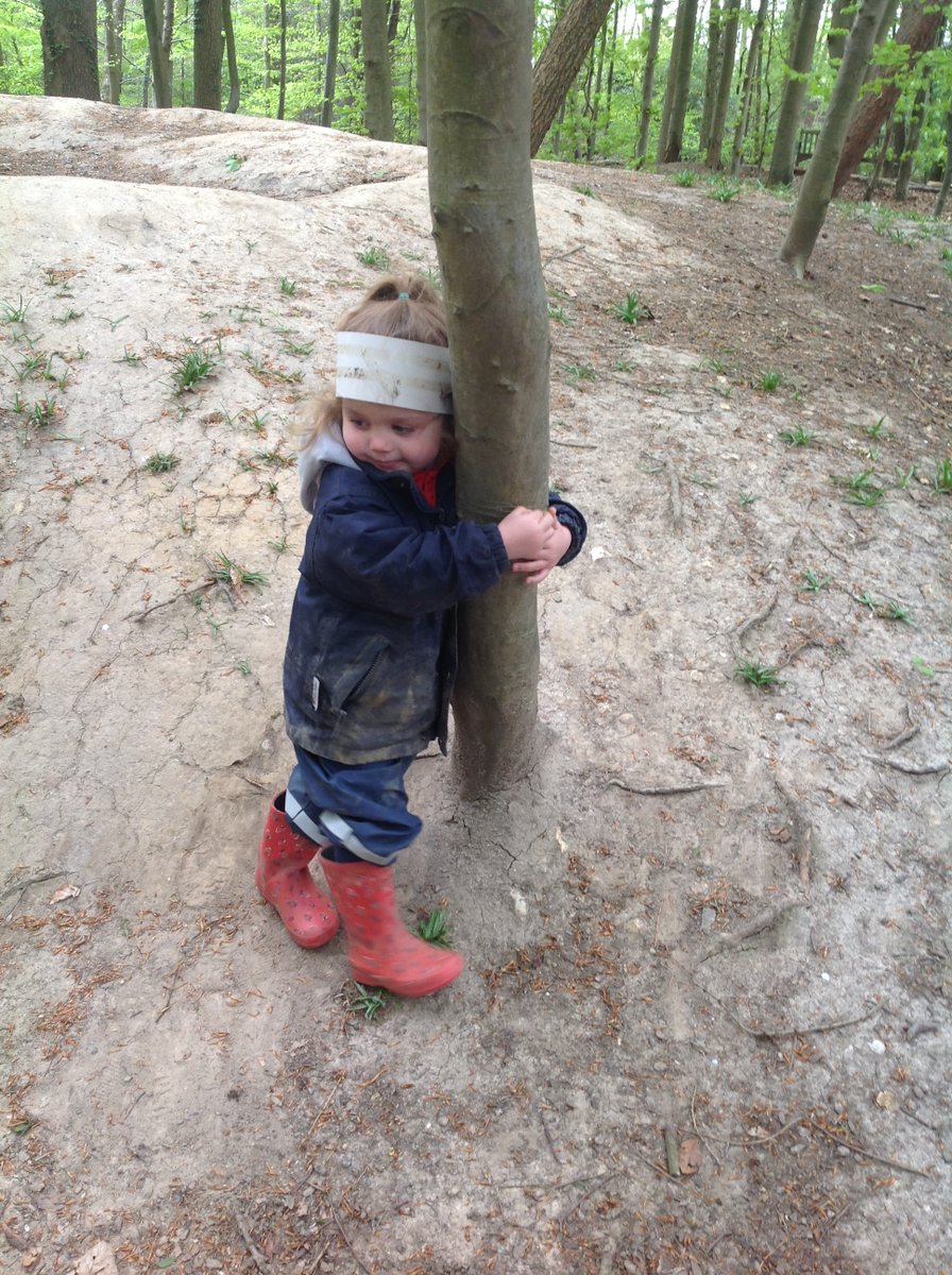 OPSForest's tweet photo. Nursery have been out in the woodland this morning celebrating #EarthDay2022 by learning about how to look after our planet and keep our planet healthy. Children then went on to decorate nature crowns, paint some Earth stones, and bug hunted under logs. 
#OPSLearning https://t.co/7D7HWDNSpO