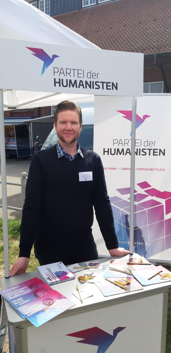 SBoelckePdH's tweet image. Heute Wahlkampf in #Rendsburg an der #Nordmarkhalle beim #Politboxen 🥊🥊

Kommt vorbei 😊
