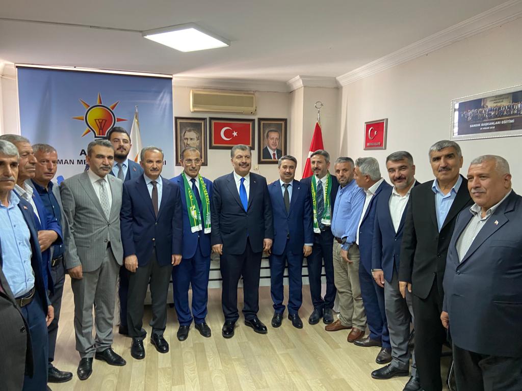 AK Parti Merkez İlçe Başkanlığımızı ziyaret ederek başta Devlet Hastanemiz olmak üzere yapılacak hizmetler konusunda bilgi veren Sağlık Başkanımız Sayın Fahrettin Koca'ya teşekkür ediyorum.