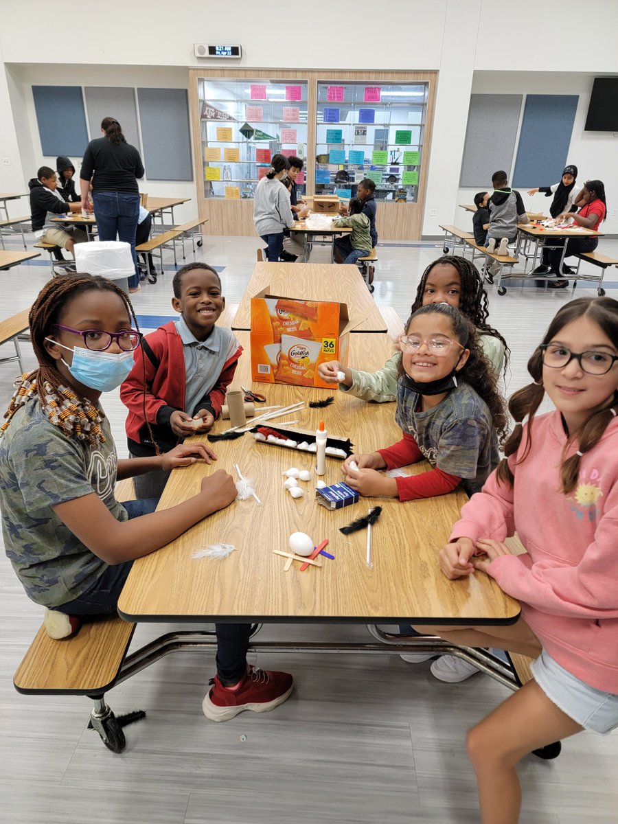tilleylcfb's tweet photo. In House GT Field Trip-Egg Drop! McWhorter Coyotes are creative problem solvers! @McWhorterES @CFBISD @DrChapmanCFBISD @CarrollCarrolls https://t.co/4g8CBE09VM