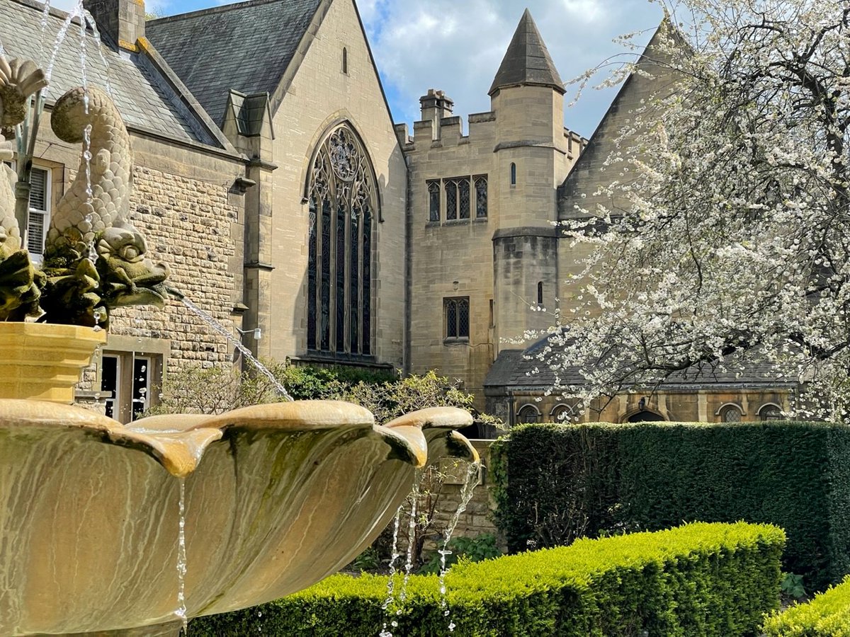 HMCOxford's tweet photo. Did someone order Spring?!
๐ทhmcjcr @instagram, with permission (do give them a follow for more insights into #LifeAtHMC). https://t.co/vqhTLtTlUS