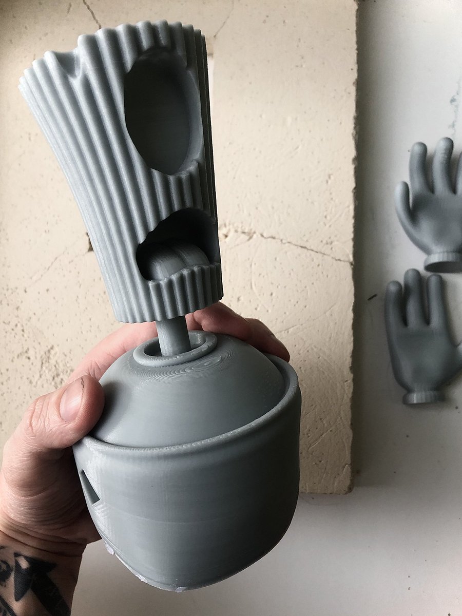 art_slaid's tweet photo. I remembered my old project! 

#art #3dmodeling #Blender3d #vinyltoys #arttoy https://t.co/j0TGqO3hfi