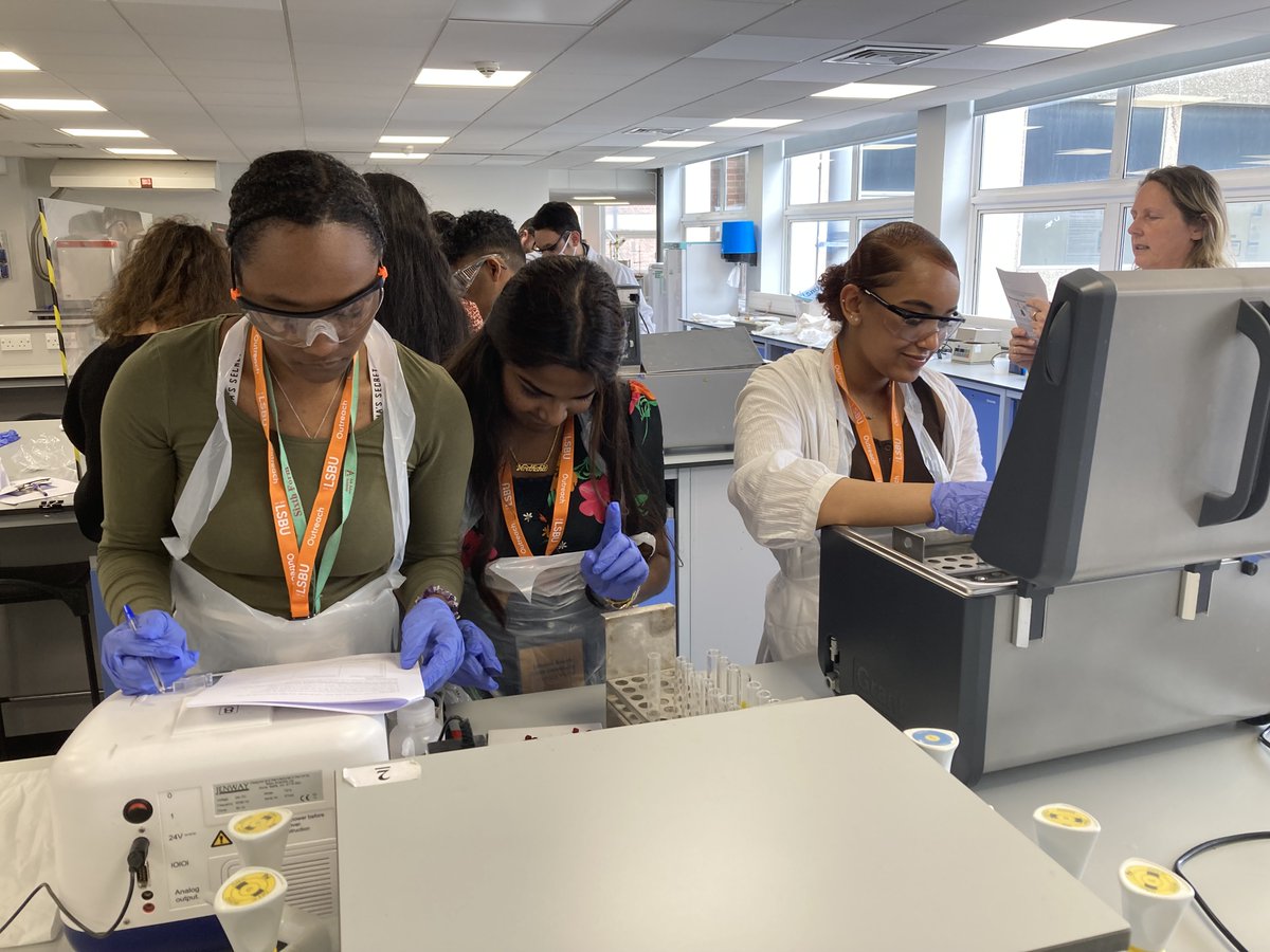 London South Bank University Outreach tweet media