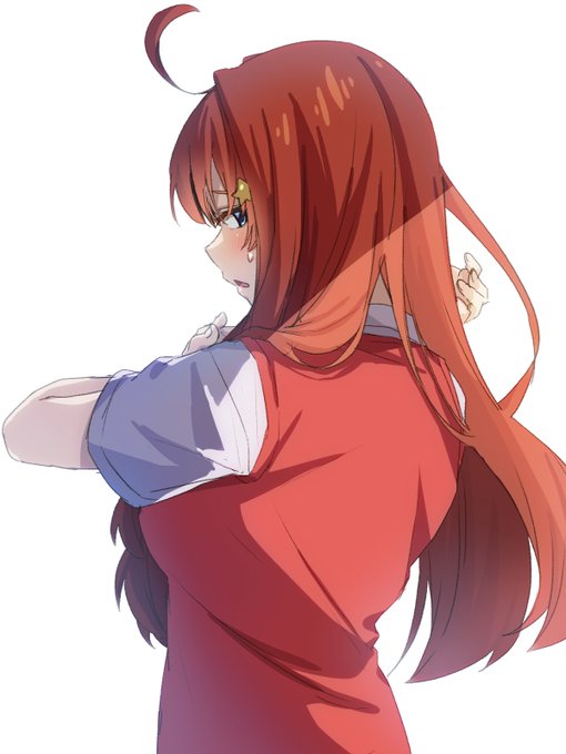 橙夏さんがTwitterに投稿した中野五月(五等分の花嫁)のイラスト。