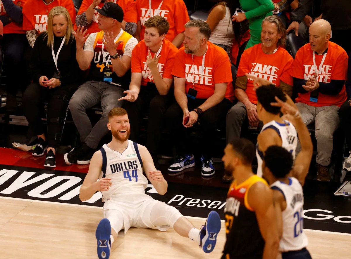Relive the greatness of last night with these great pics from <a href="/vernonbryant/">Vernon Bryant</a> 🤩

📸 buff.ly/3MrPGMZ 

#MFFL