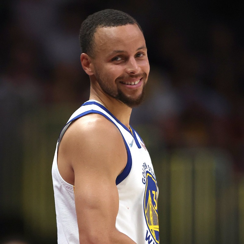 NBALatam's tweet photo. Cuando piensas en ganar tu cuarto anillo 😏

¡Sigue a la cuenta oficial de la NBA en Latinoamérica para el mejor contenido de los #NBAPlayoffs! 🏀🔥 https://t.co/ODXLRbgyyE