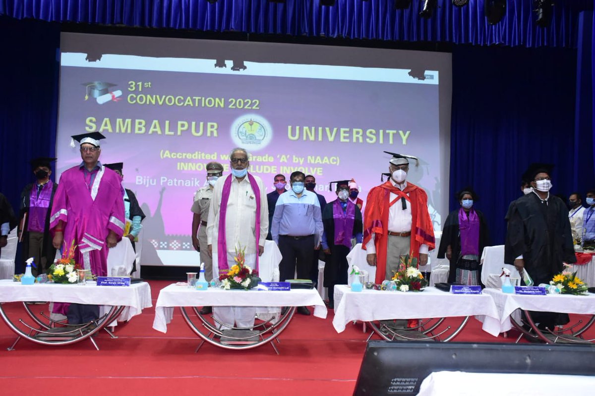 GovernorOdisha's tweet photo. While speaking at the 31st convocation of Samabalpur University, Burla, Hon'ble Governor &amp; Chancellor expressed 'You have come from a beautiful source, be in touch with that and everything in life will be beautiful'. https://t.co/2irA6xT6LW