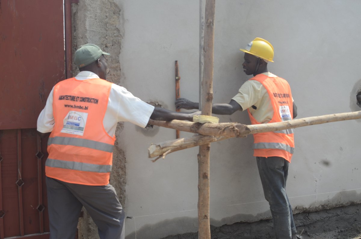 BmbcBi's tweet photo. Korana n’ishirahamwe @BmbcBi utunganye #imigambi yawe yo kwubaka neza.

https://t.co/4HPj5ztagr

@ObuhaOffice @ARBurundi @MielsBurundi @MweneKajekurya @Ndarfxa2Xavier @bukuru_aime @UWAMAHOROAchel @mutojadone @SandrineNinter1 @Ndayish87533867 @NdabacekureS https://t.co/hixWQkHGxt