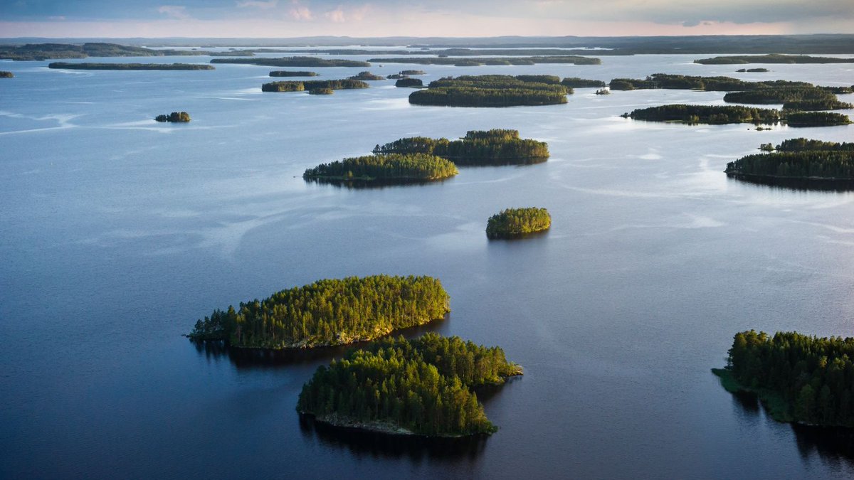Discovering Finland tweet media