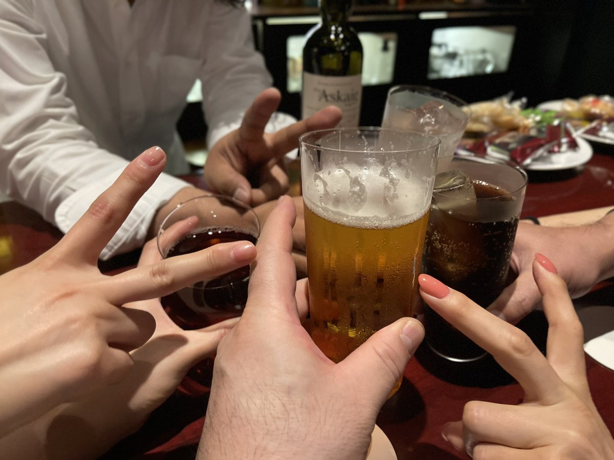 nagare_aotsuki's tweet photo. 早い時間からJackRoseさん9周年にお邪魔してます！
sinさん、樹里さん、匠さんおめでとうございます！
ショーは20時からなので是非！

私は残念ながらここを離脱して今から新宿に戻って素敵な男性とご飯同伴して20時過ぎにはTittyにログインするのでお会い出来る方は宜しく！ https://t.co/ndhju0ogPH