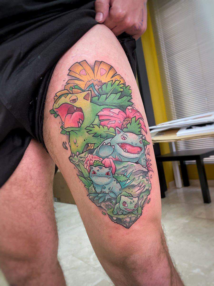 OskarkyllBulbasaur tweet media