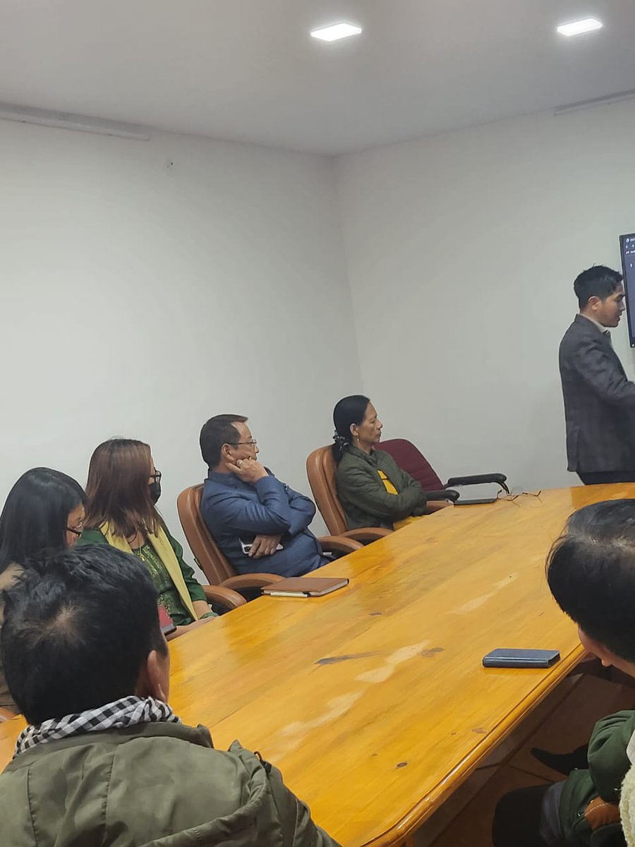 Lower_Subansiri's tweet photo. Launched the E-Office for the District Administration from the Swan Conference hall,Mini Secretariate in the presence of HoDs&amp;Admin officers
@MyGovArunachal @PemaKhanduBJP @DiproZiro @CSArunachal @ArunachalDIPR https://t.co/eRo86XGPJO
