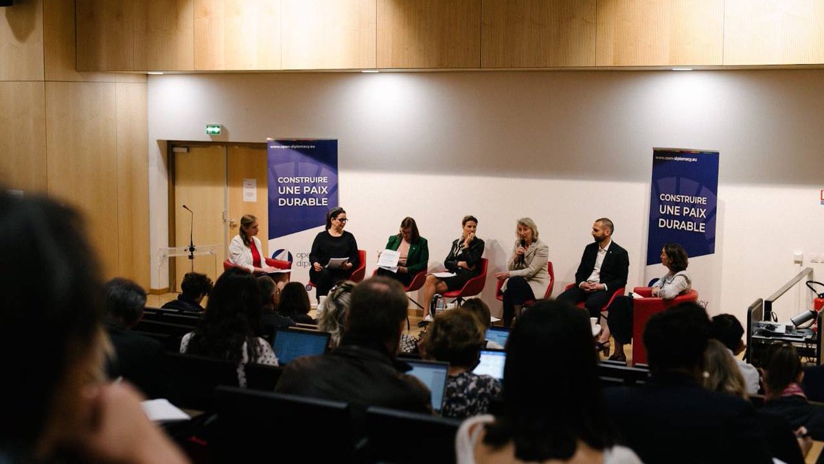 flprovendier's tweet photo. 🌍En cette #JourneeDeLaTerre , ouverture de la conférence #ODDToutEstLié avec l’institut @opendiplo à @ENS_ULM. 

🗣 « La France doit devenir l’ambassadrice de l’#Agenda2030, pour un monde plus juste et plus durable, sans laisser personne de côté.

📸@adrienthibault https://t.co/lEwnoKHgAU