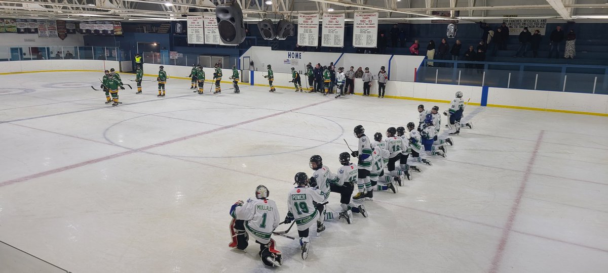 Another win yesterday against Fogo. 12-2 and our POG, Lucas Rose was so quick and smart driving for that puck on his birthday! Happy Birthday Lucas! 🎉
@PmhaWarriors <a href="/darrinpenney29/">Darrin</a> <a href="/HoopKen/">Ken Hooper</a> @HkyNL