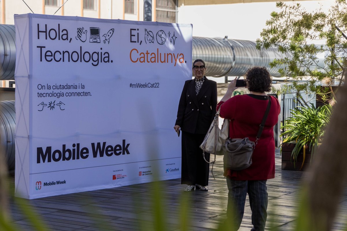 mWeek_MWC's tweet photo. Avui donem el tret de sortida a #mWeekCat22 amb la roda de premsa que se celebra avui a les 11h a l'antiga fàbrica d' @EstrellaDammCat. 📢
La 4a edició comença! Som-hi 👍
@tic @MWCapital @caixabank https://t.co/Jef7y4w5Zo