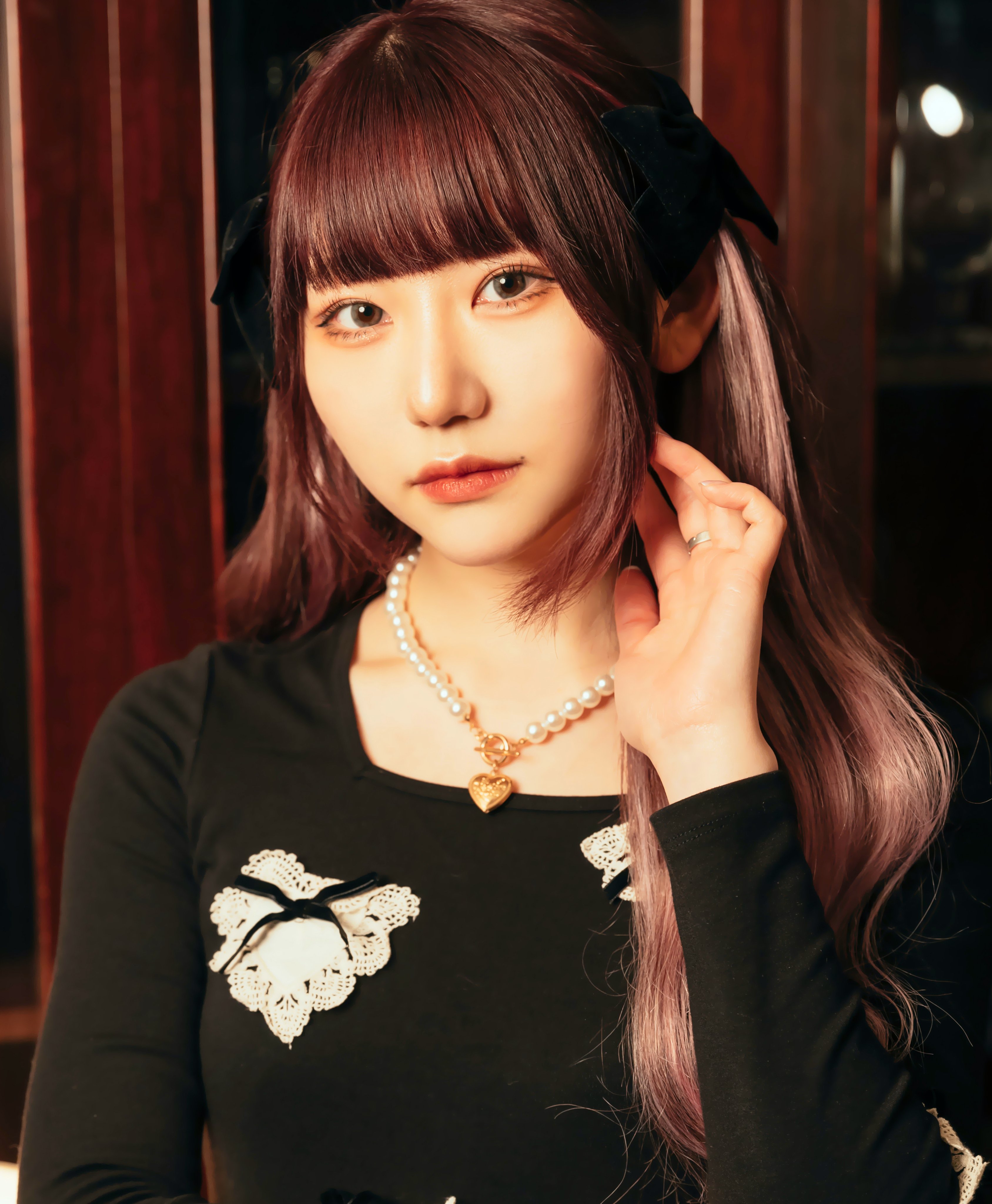 桃香　戸田  / X