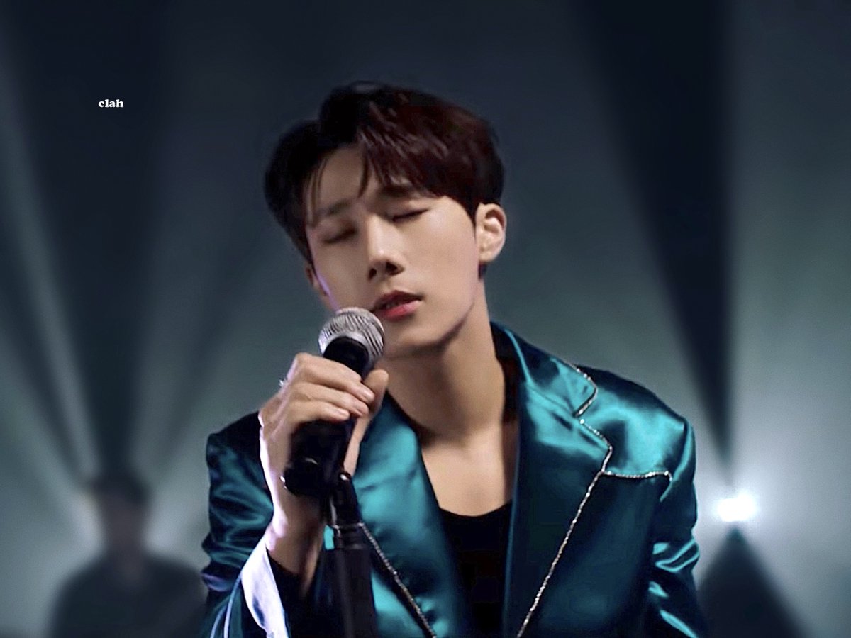 kyuuuuute_'s tweet photo. 220422 'SAVIOR' Official MV 보정
#성규 #김성규 

#성규가_돌아왔세이비어 https://t.co/pTyQfYkbzN