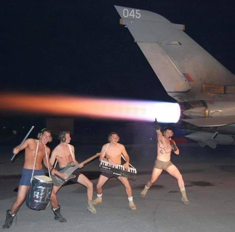 JetArtAviation's tweet photo. #ReheatFriday

BBQ Liney anyone? https://t.co/E8uCd3XYPA