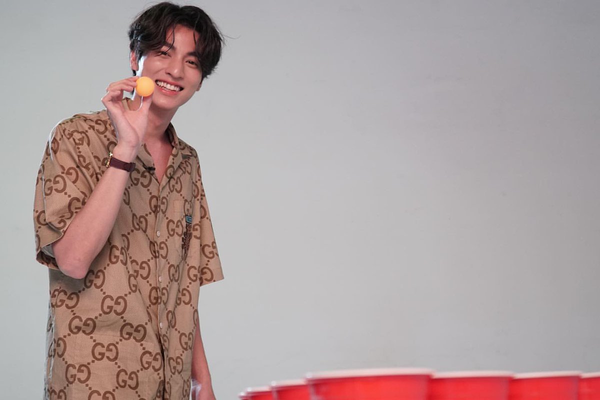 gulfkanawutTrFC's tweet photo. IG | psh_1p | 22.04.22
💫 https://t.co/Zfy7q5Hy10
#ELLEMENSpringSummer2022 #ELLEMENSS22xGulf
#ELLEMENFrontMan
GULF KANAWUT
@gulfkanawut #GulfKanawut #กลัฟคณาวุฒิ
#ลูกบอลของคุณบิ๊กกลัฟ #Phiballs https://t.co/4fjXqzngdP