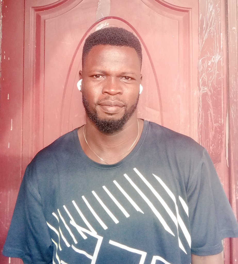 pappyoung's tweet photo. Looking so younger that my age even in my mid-30s is really a big flex apart from disrespect of being taken for a mid-20 dude.
Grateful for this Neanimorphic nature. https://t.co/dDBQfkseom