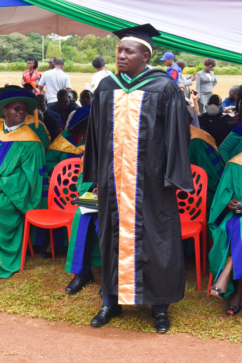 So happy to be having @AratiSimba, graduating with a Masters degree during our 9th graduation Ceremony! @kamu_finest @awiti_vincent @Bisonshandball @KTNNewsKE @ktnhome_   #graduating #Grad2022 #GradIsHere #Virtualgraduation #2022graduate🎓 #graduation2022 #graduate #graduates2022