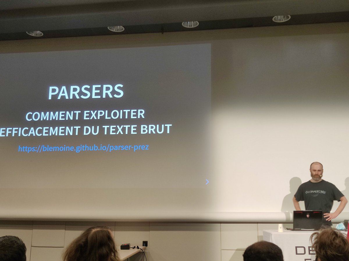Potos <a href="/benoit_lemoine/">Benoit Lemoine</a> on stage <a href="/DevoxxFR/">DevoxxFR</a>