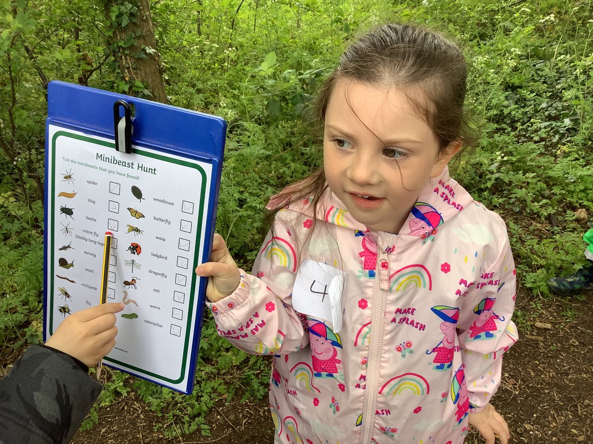 KnockhallEYFS's tweet photo. πππΏ In The Garden πͺ΄πͺ²π Reception have had a great time today at #eyfsforestschool completing a bug hunt to kick start their new Summer Term topic. @KnockhallPrima1 @W00dlandAcademy They even stumbled across a π in a bluebell! https://t.co/6Nb6i8ZOiU