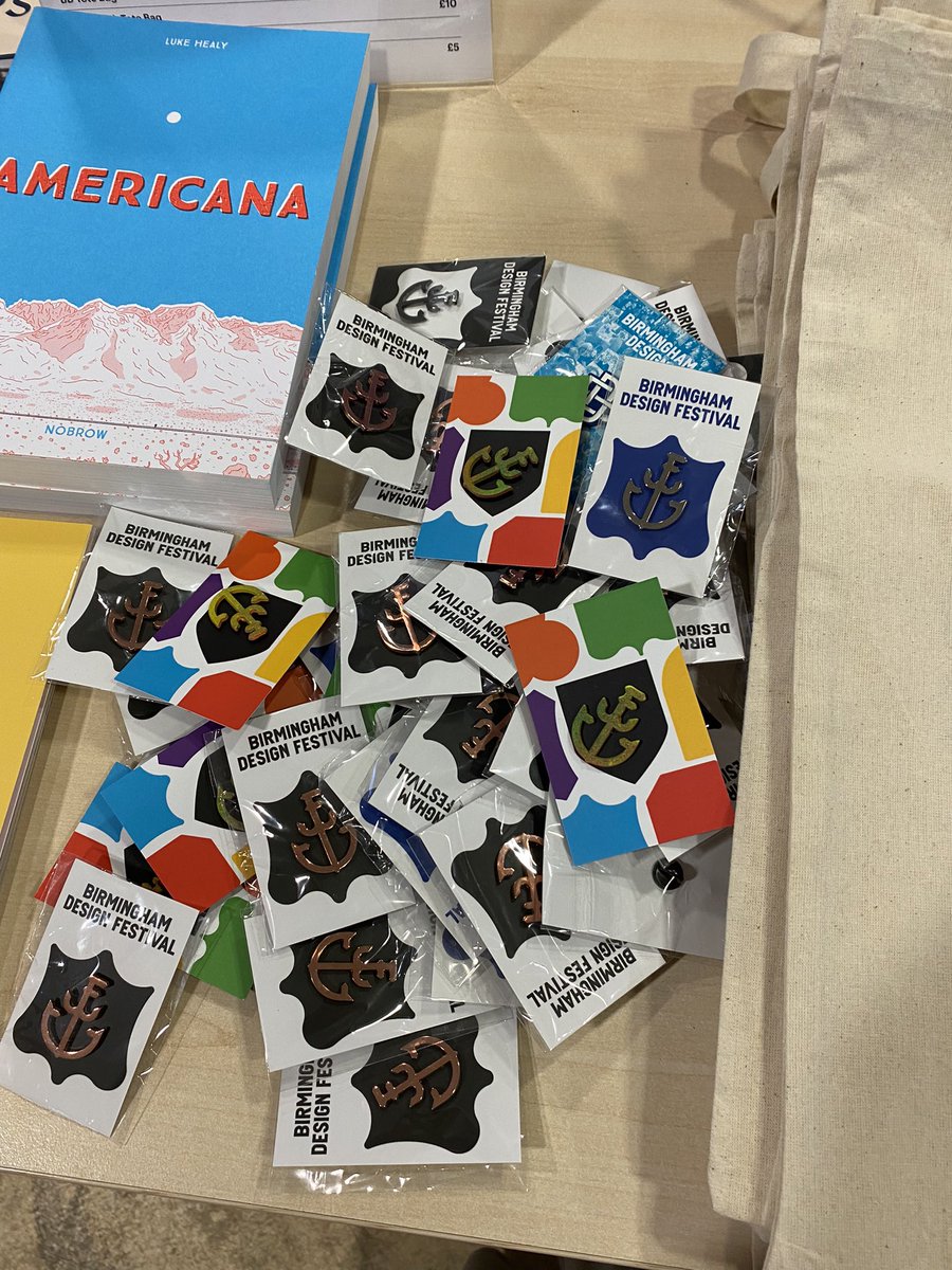 Glad to have attended and help out in the BDF Gather event yesterday! 🥳 It was a very inspiring event! Thanks to <a href="/luketonge/">Luke T☺︎nge</a> and <a href="/DanielAlcorn/">Daniel Alcorn</a> and everyone who helped organise it! Looking forward to BDF in the summer! 
<a href="/designfestbrum/">Birmingham Design Festival</a>