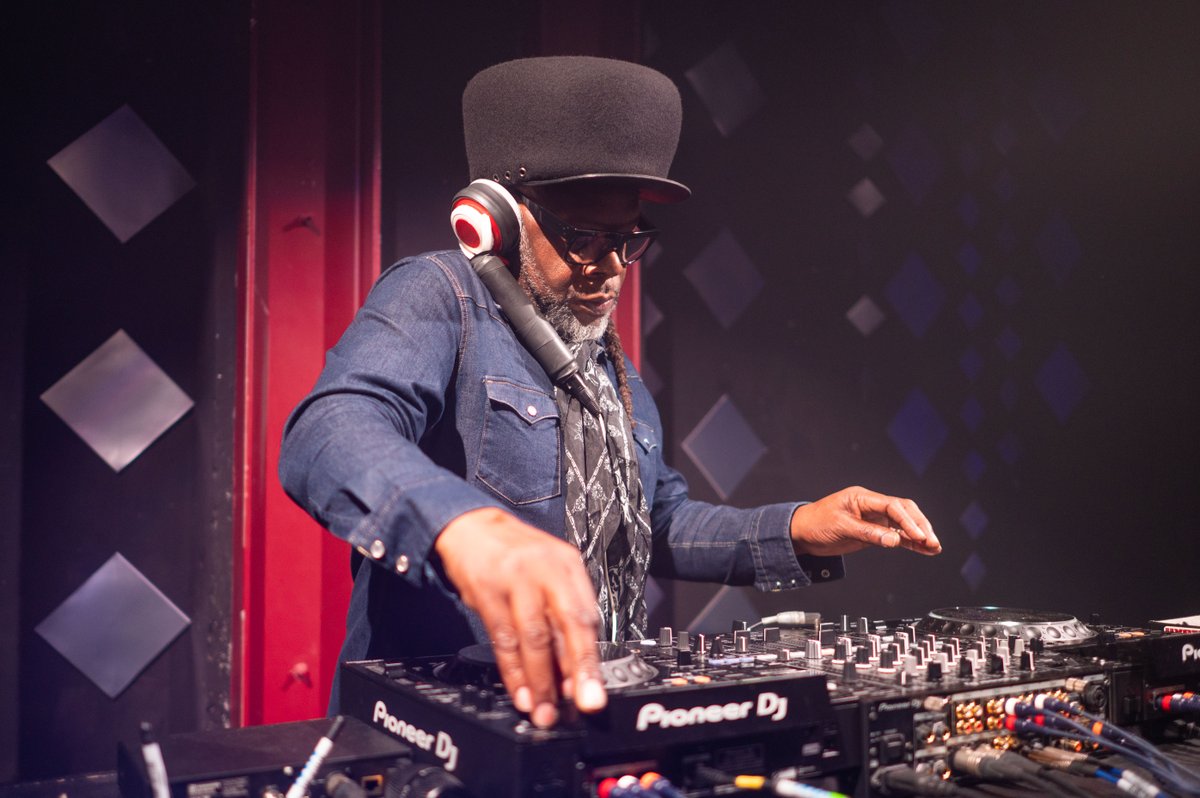 DJ sets coming up this weekend: @ClaytonsMarlow and <a href="/ColchesterArts/">ColchesterArtsCentre</a> Centre! 🎛
Tickets at linktr.ee/soul2soullive