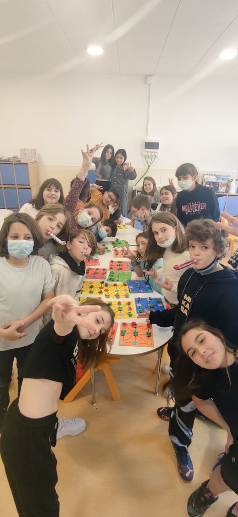 paretdelaeri's tweet photo. Feina feta!!! Feliç Diada de Sant Jordi!!! @immaculadahorta @LopezPasarin https://t.co/cOBXPwhmPD