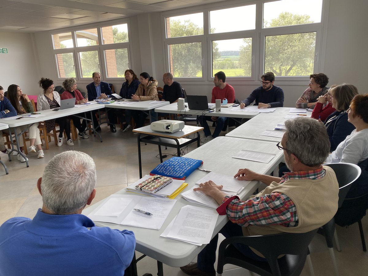 Down Huesca tweet media