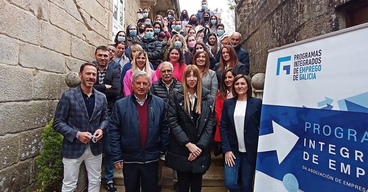 A Asociación de Empresarios de Redondela, no marco do Programa Integrado de Emprego, celebra un Encontro para o Emprego e o Emprendemento.
O acto celebrado onte no Pazo de Santa Teresa, contou coa presenza da D.X de Formación e Colocación, Zeltia Lado Lago.