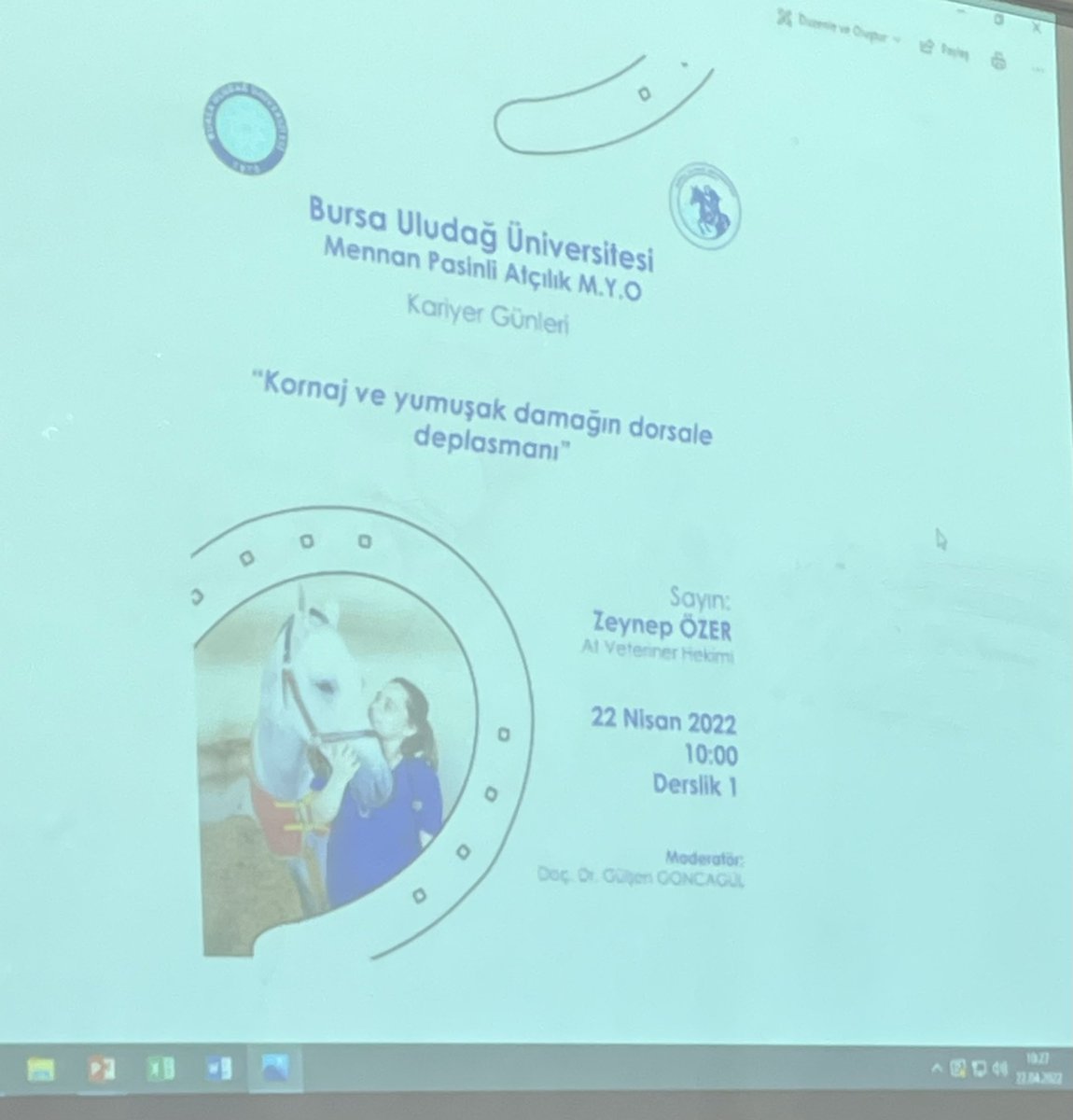 VeliAkbulut74's tweet photo. Bugün okulumuz @buumennanpatmyo Değerli Veteriner Hekimimiz Zeynep Özer in katılımıyla Kornaj ve Yumuşak Damak hakkında verilen seminer ile öğrencilerimiz bilgilendirildi. Bu imkanı öğrencilerimize sunan başta hocamız Gülşen Goncagül ve hekimimiz Zeynep Özer e teşekkür ederiz. https://t.co/Q7wA04LQXF