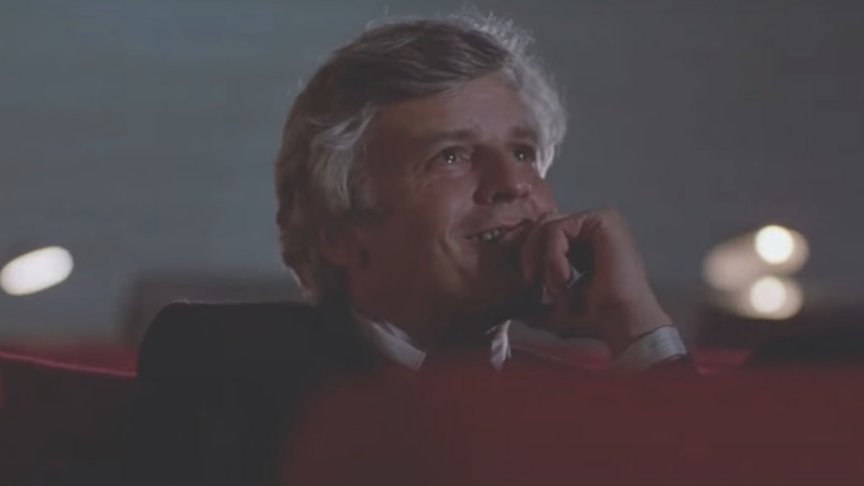 Festival_Cannes's tweet photo. Rester pour toujours assis à côté de Jacques Perrin. 
-----
Sitting next to Jacques Perrin forever. https://t.co/DwAas9xohn
