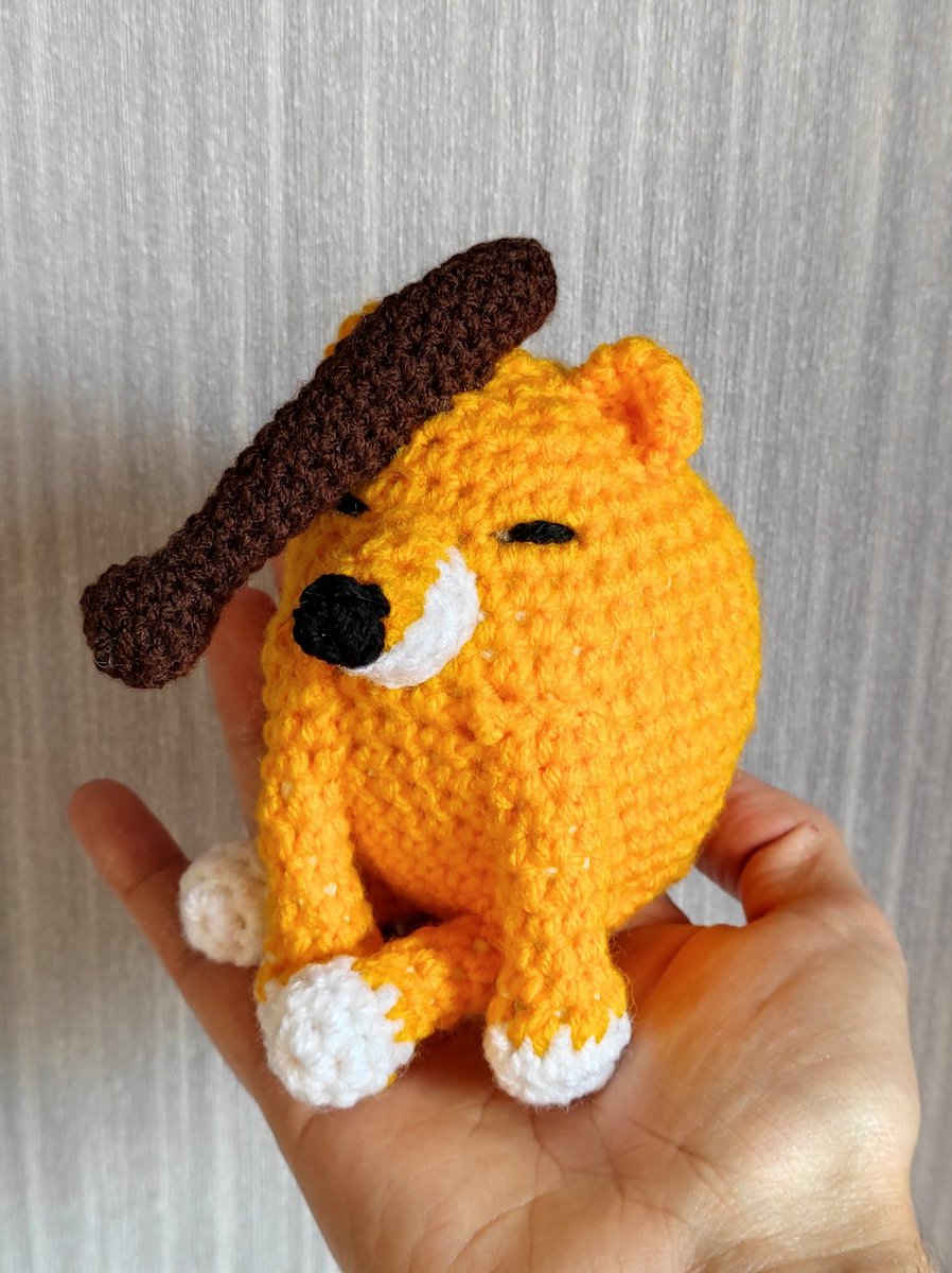 I don't have much time to crochet at the moment. Nevertheless, here is a new little yellow funny dog!

#yellowdog #bonk #hornymeme #meme #memes #crochet #häkeln #handmade #dog #bonkdoge #bonkdog #hornyjail #cheems #crochetpattern #notime #TheUltimatum
