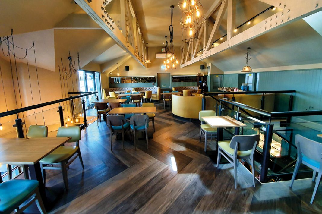 .@karndeanUK has given restaurant a new lease of life 👇😀 contractflooringjournal.co.uk/sector-focus/k… #karndeandesignflooring #flooring #floor #design #flooringinstallation