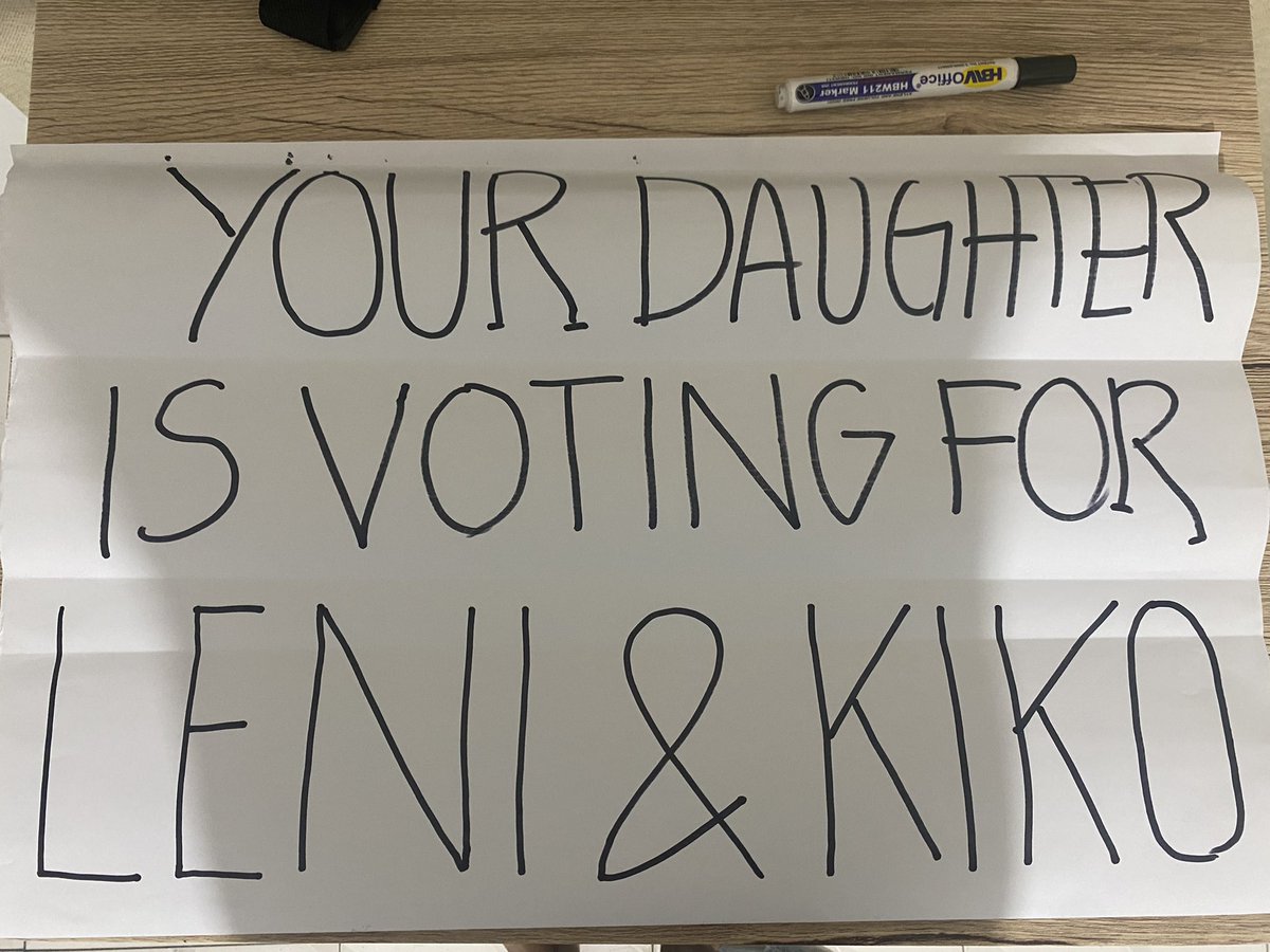 fischldiokno's tweet photo. Your daughter……… HAHAHHA see you tomorrow mga betla!!!! 🌸🌸🌸 https://t.co/n07k5xJxSk