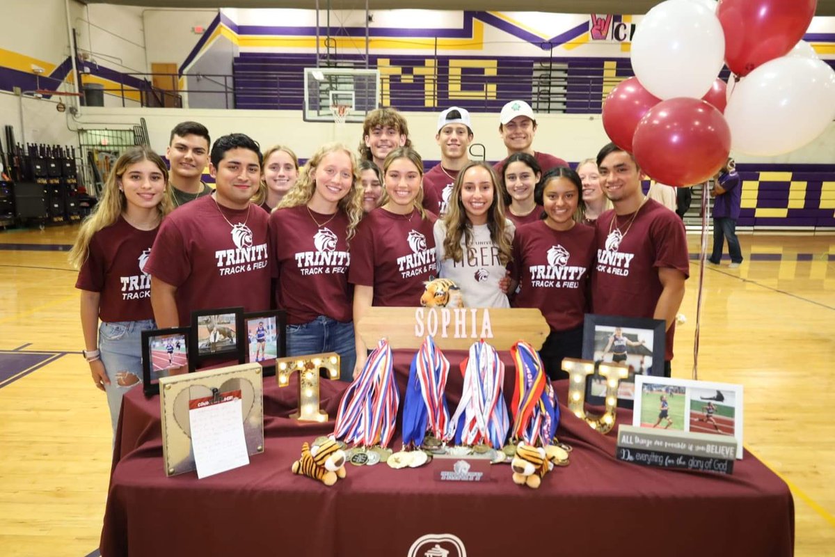 DrJCGarza20's tweet photo. Yesterday was one of those proud parent moments, when you child is offered the opportunity to further her academic and athletic career. God Bless our baby as she takes her talents to Trinity University Track and Field. #trinitytrack #BulldogPride #prouddad https://t.co/Z2CRGrxTEq