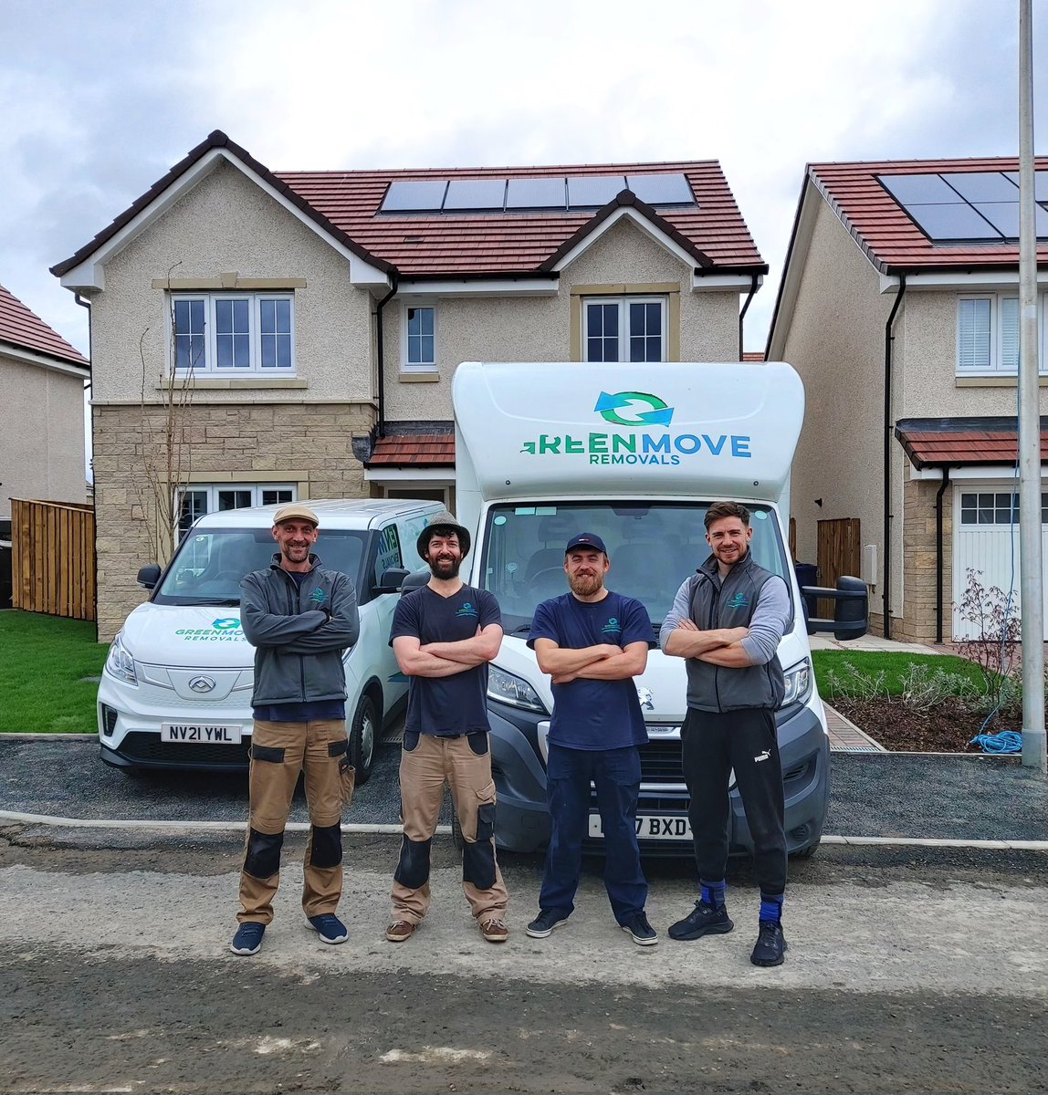 Group shot of one of the teams after a house move in Bishopton, Renfrewshire.

The removal kicked off at the back of 9am with a full packing service in Maryhill, that once again saw the trusty wee electric van flaunting its stuff

 greenmoveuk.com.