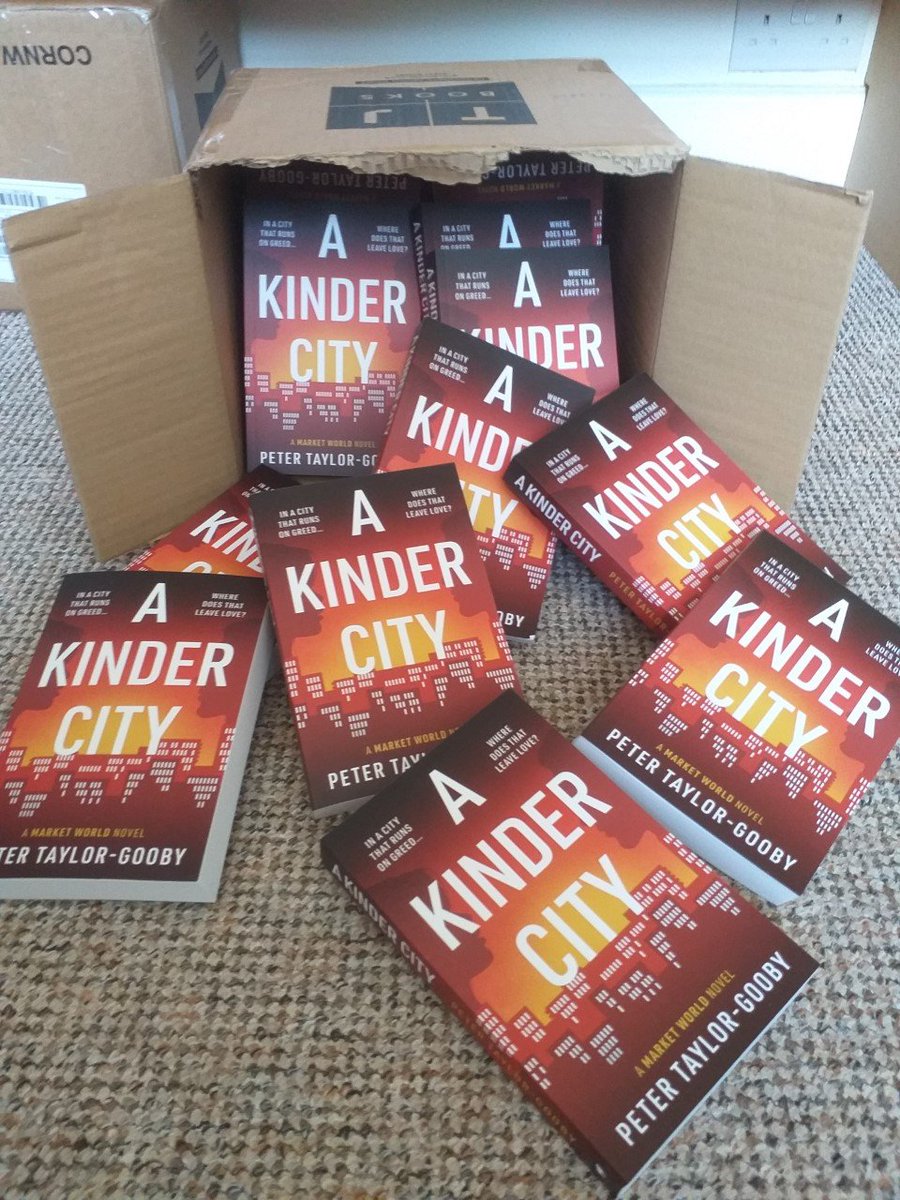 New novel now gaining reviews: @scifi_writers @bookclubpro ''A Kinder City' is a really good story that's written well.' 'I thoroughly enjoyed this book and I do hope Peter is planning on writing a sequel' goodreads.com/book/show/6052…