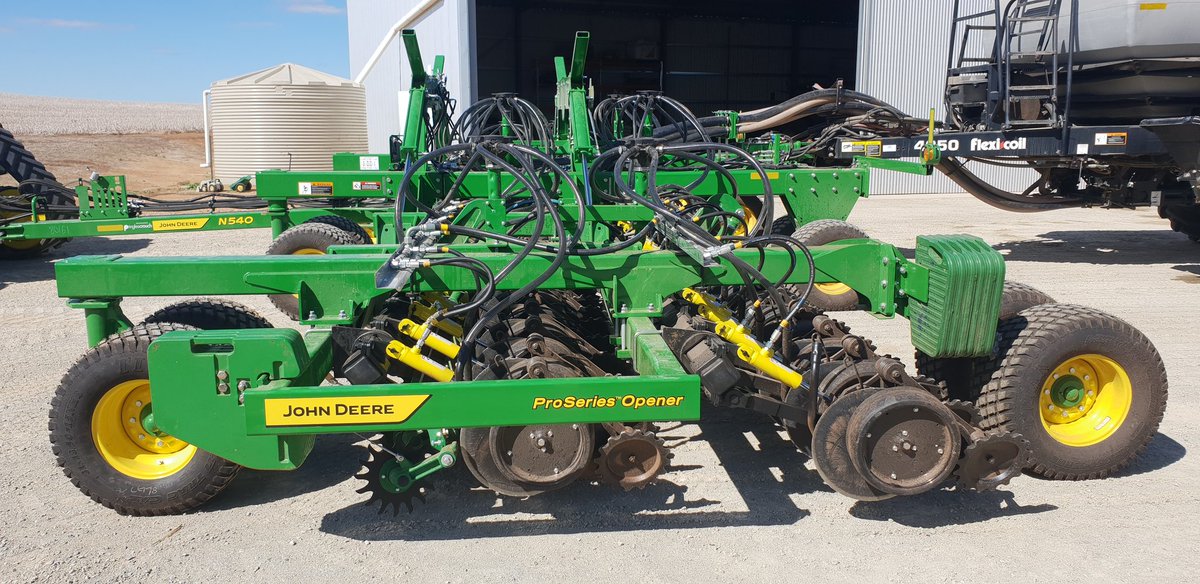 Russell Zwar tweet media